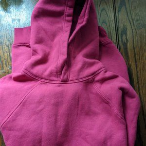 TNA / Aritizia - Cozy Fleece Mega Raglan Hoodie, Fuchsia